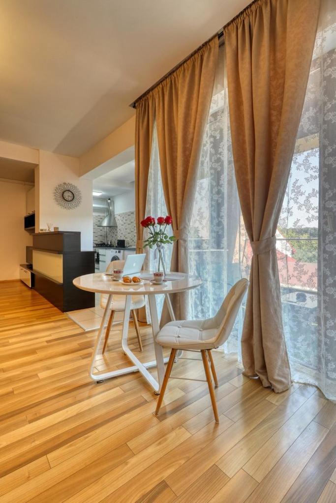 Apartment Refugiu Linistit In Baneasa *