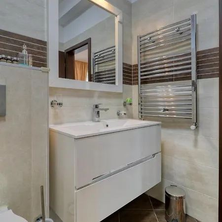 Refugiu Linistit In Baneasa Apartment Bucharest Exterior photo